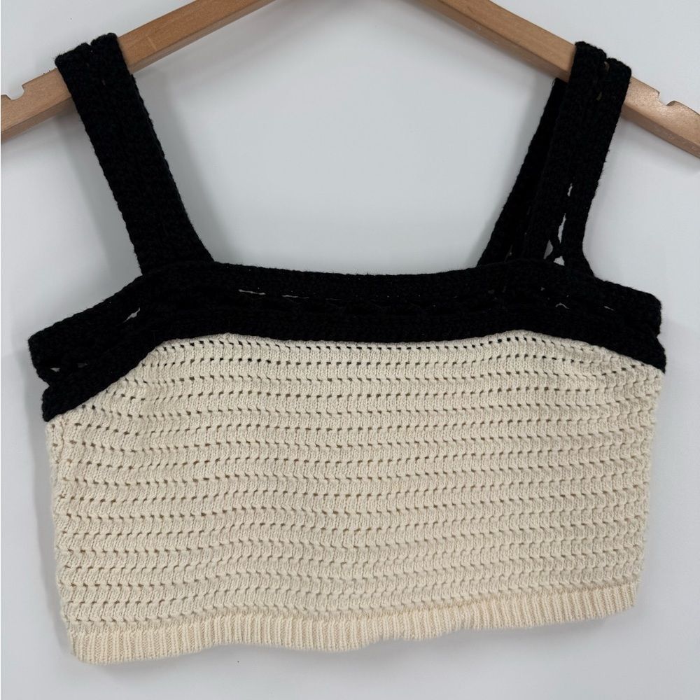House of Harlow 1960 Crochet Knit Crop Top in Cream/Black | Size Small